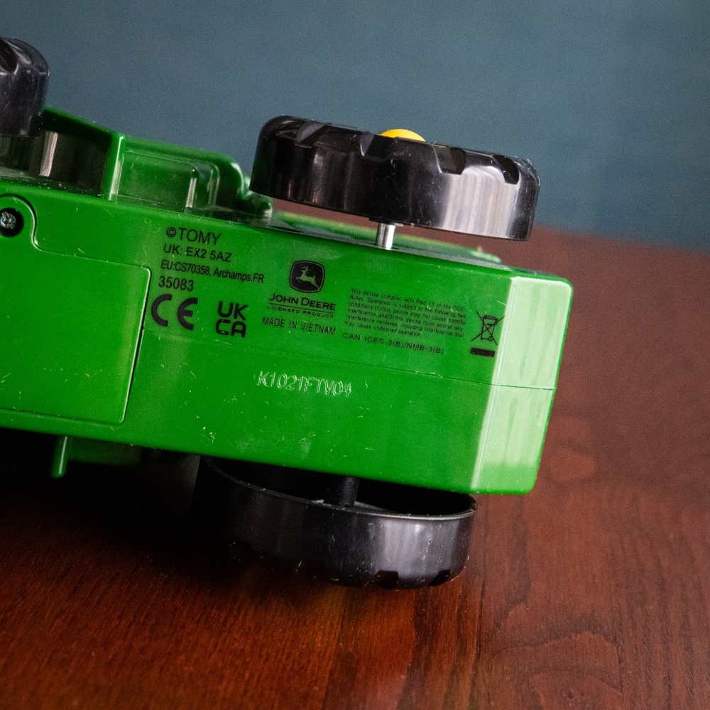 John Deere Book & Tractor Flashlight Set - Picture 9 of 12